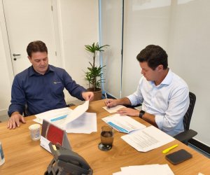  COASUL APRESENTA DEMANDAS AO SECRET&Aacute;RIO GUTO SILVA E AO DEPUTADO GUGU BUENO