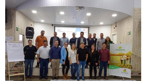 Técnicos do fomento avícola participam de formação em extensão rural
